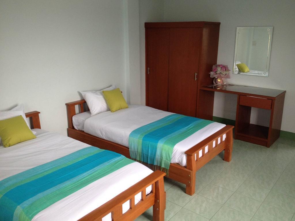 Baan Mitreejit Apartment Surat Thani Cameră foto
