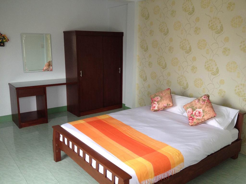 Baan Mitreejit Apartment Surat Thani Cameră foto